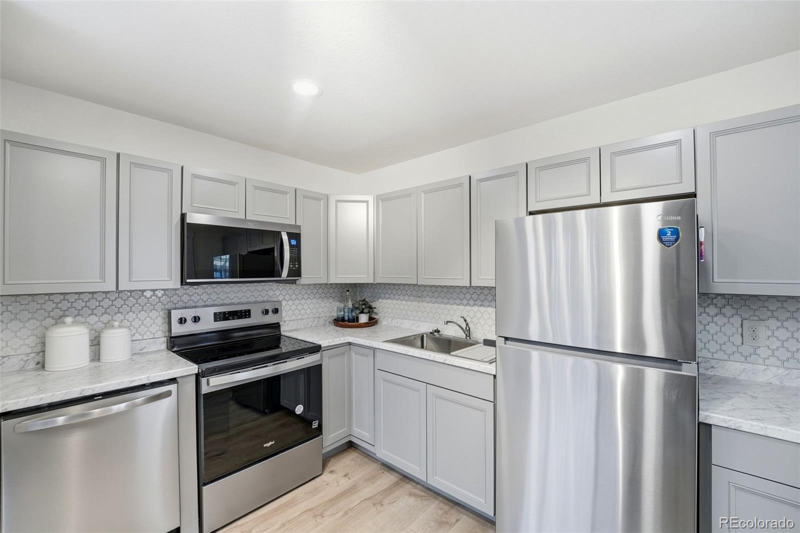 16 N Brentwood Drive