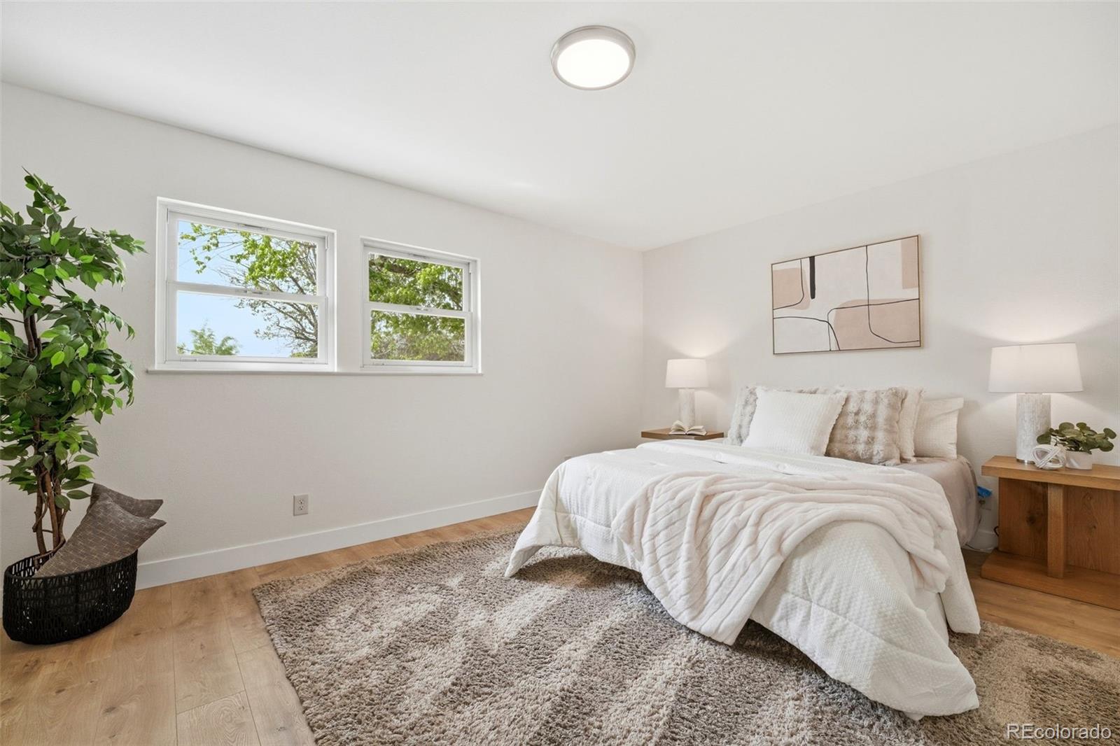 16 N Brentwood Drive