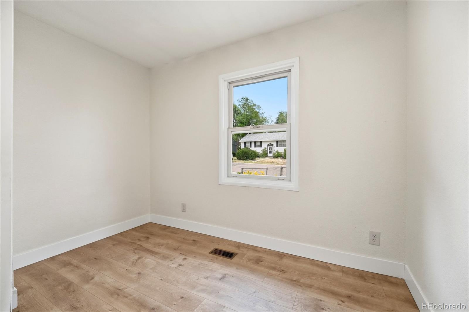 16 N Brentwood Drive