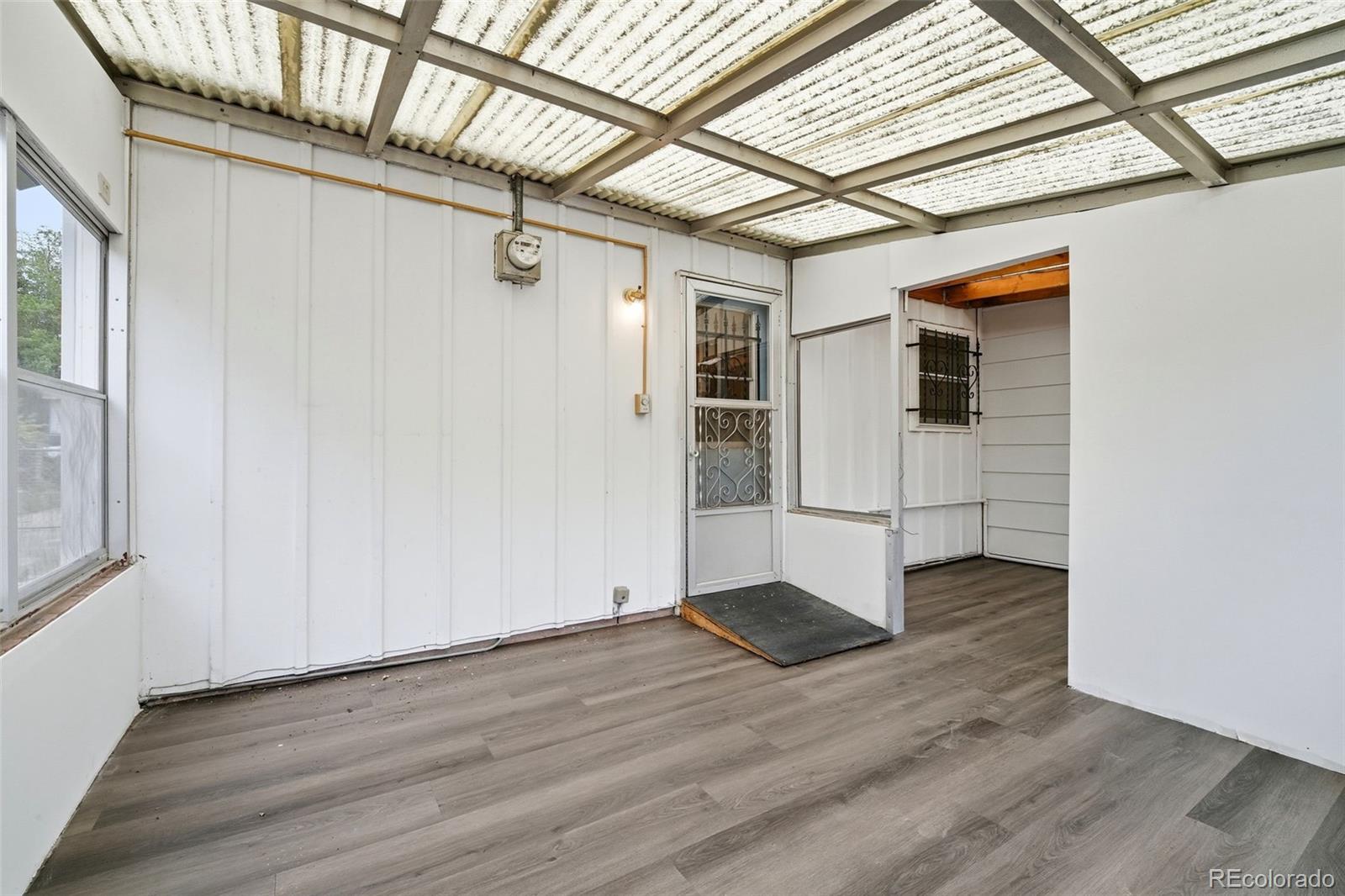 16 N Brentwood Drive