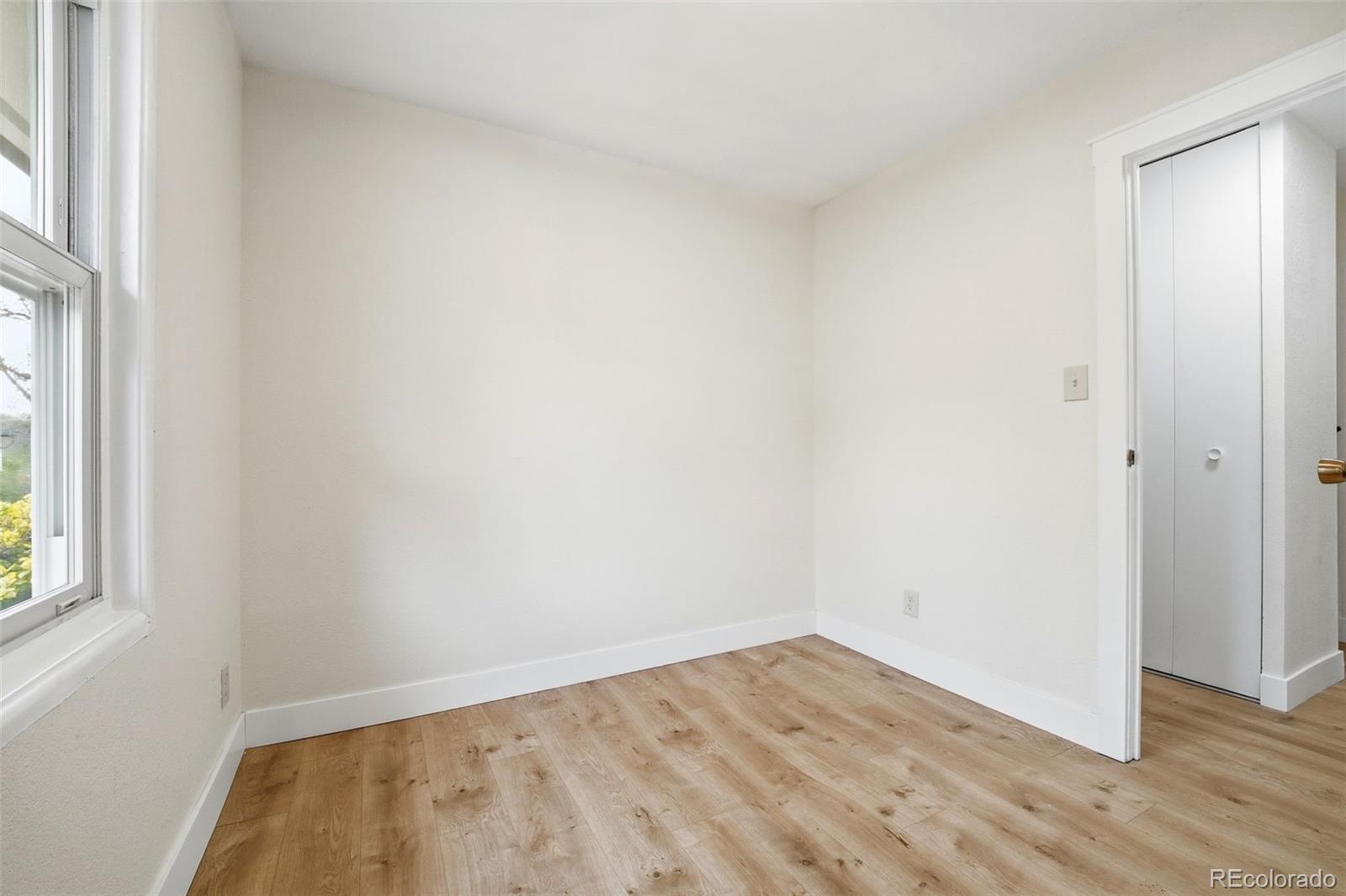 16 N Brentwood Drive