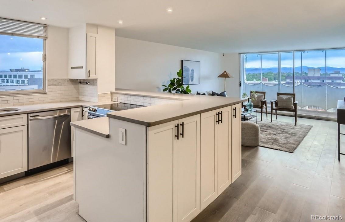 1155 Ash Street Unit: 1401