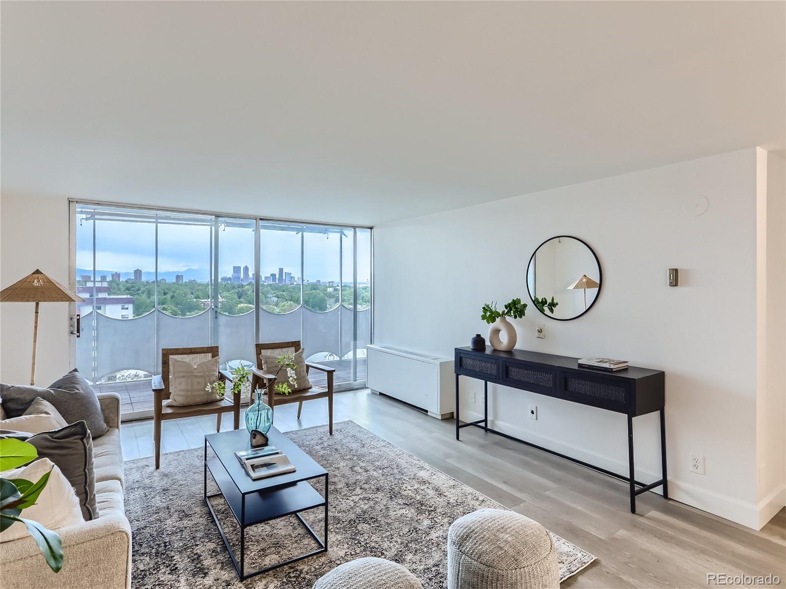 1155 Ash Street Unit: 1401