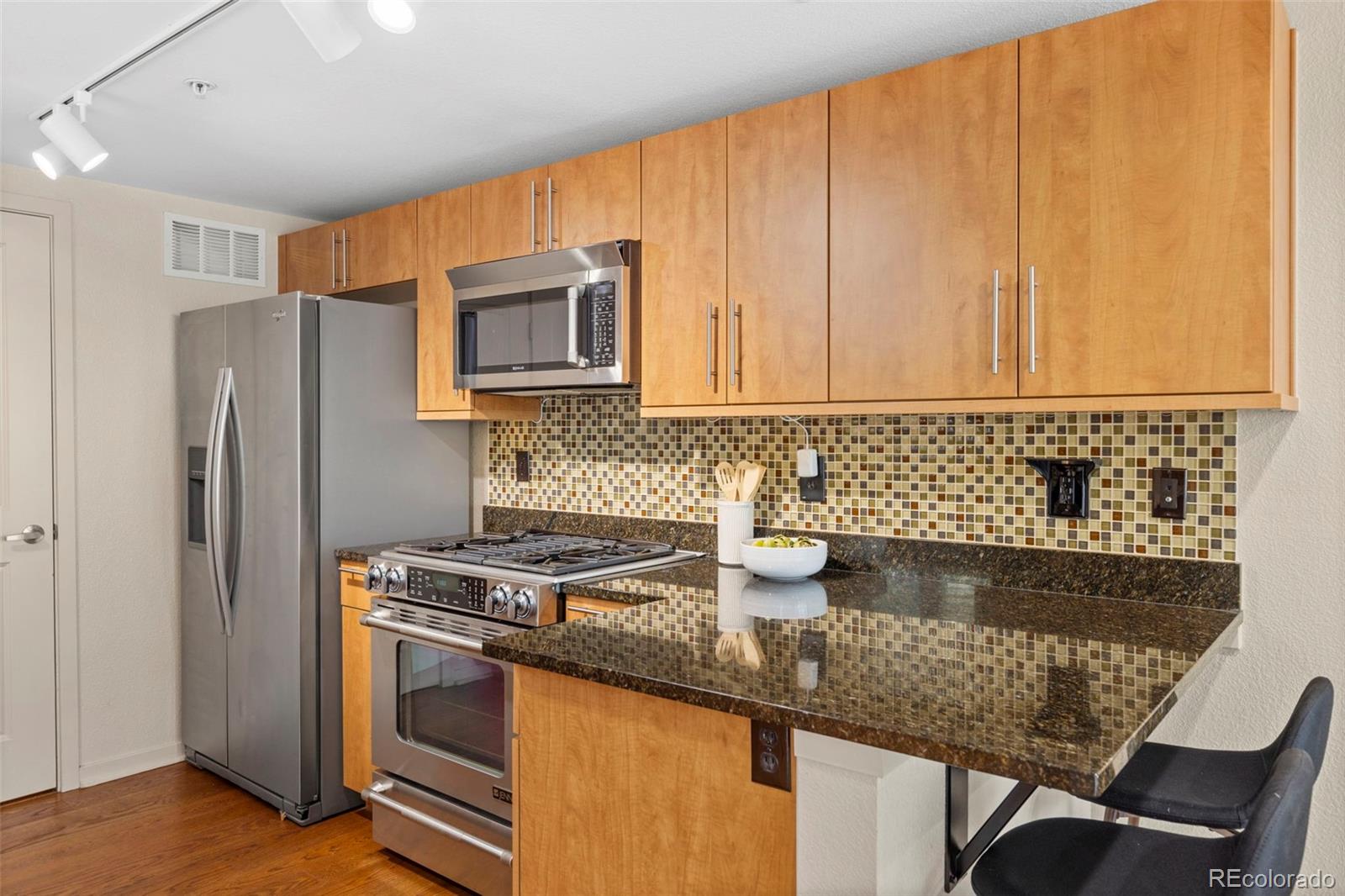 4522 13th Street Unit: 6A