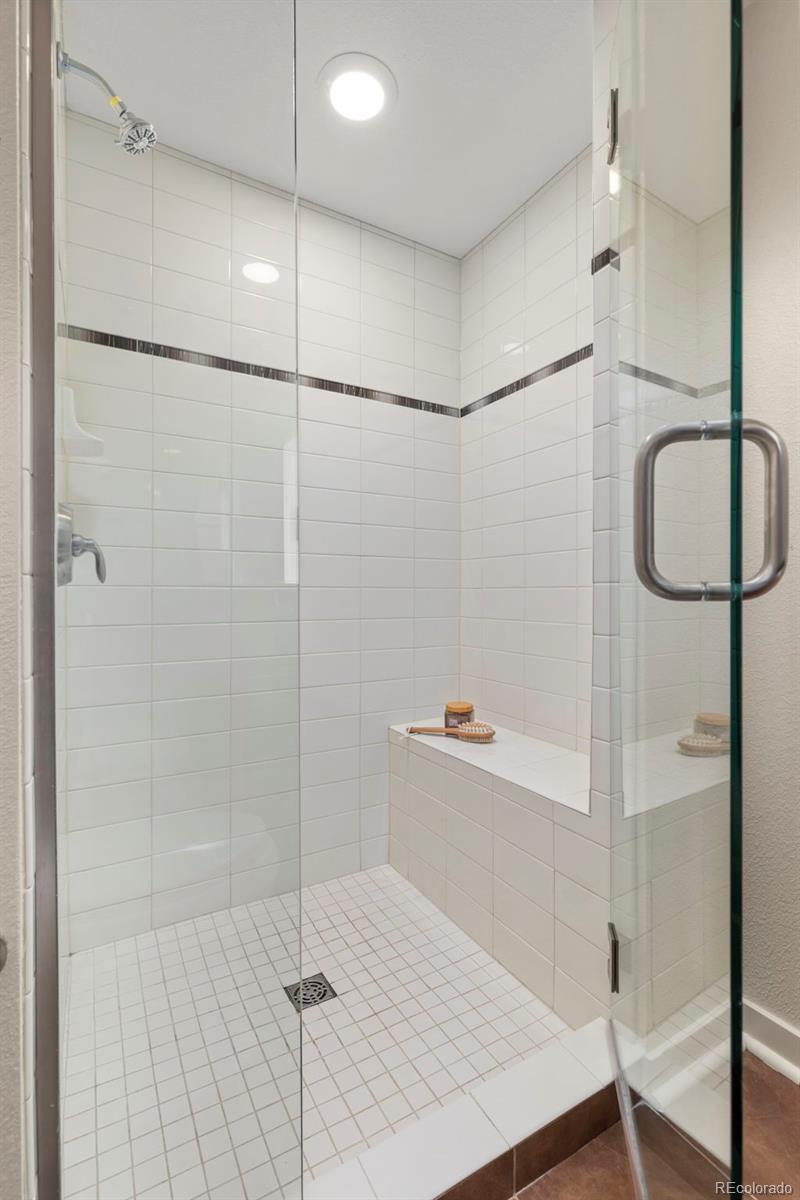 4522 13th Street Unit: 6A