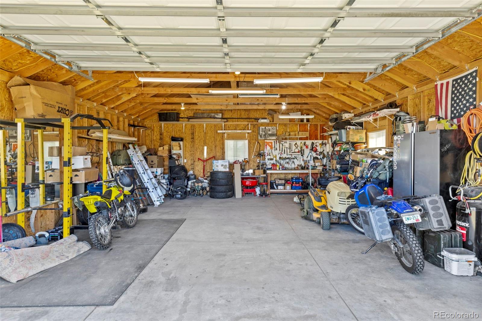 41368 N Farmhouse Circle