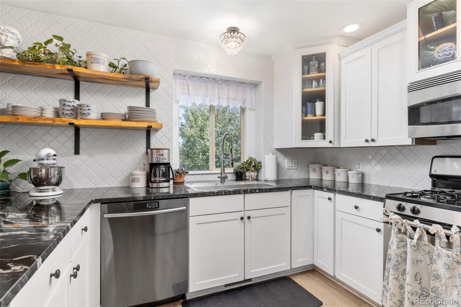 41368 N Farmhouse Circle