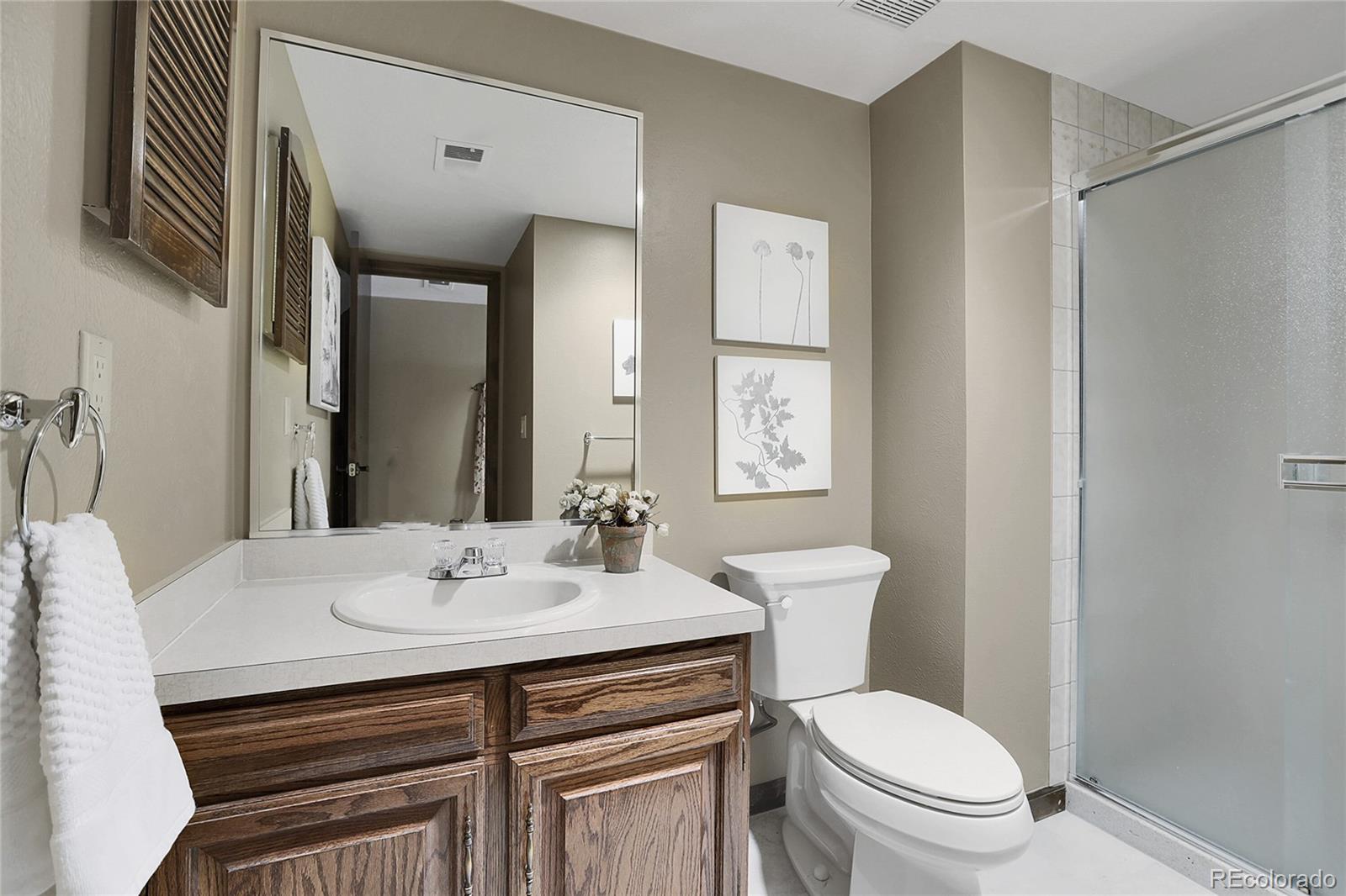 4939 E Mineral Circle