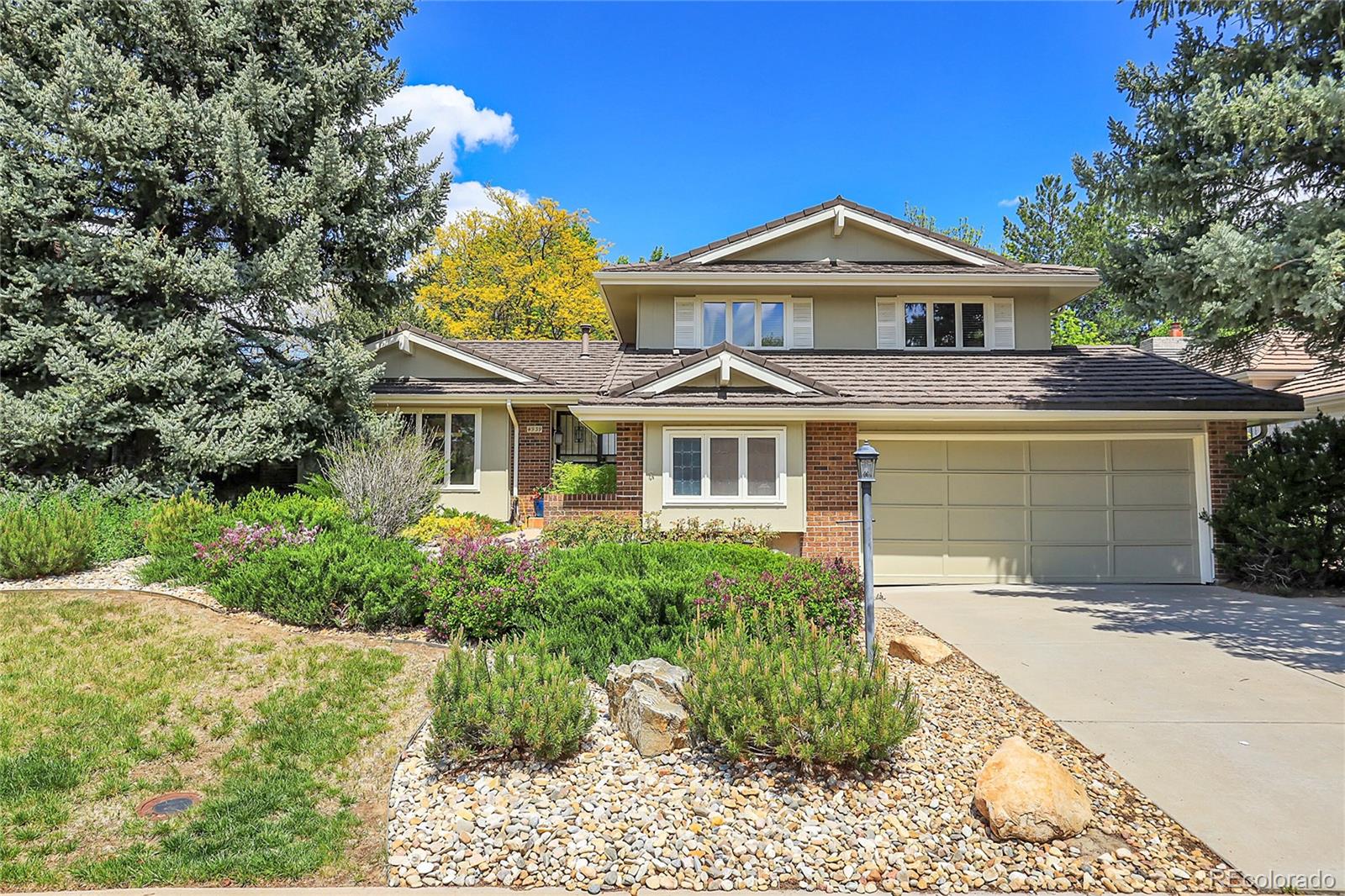 4939 E Mineral Circle