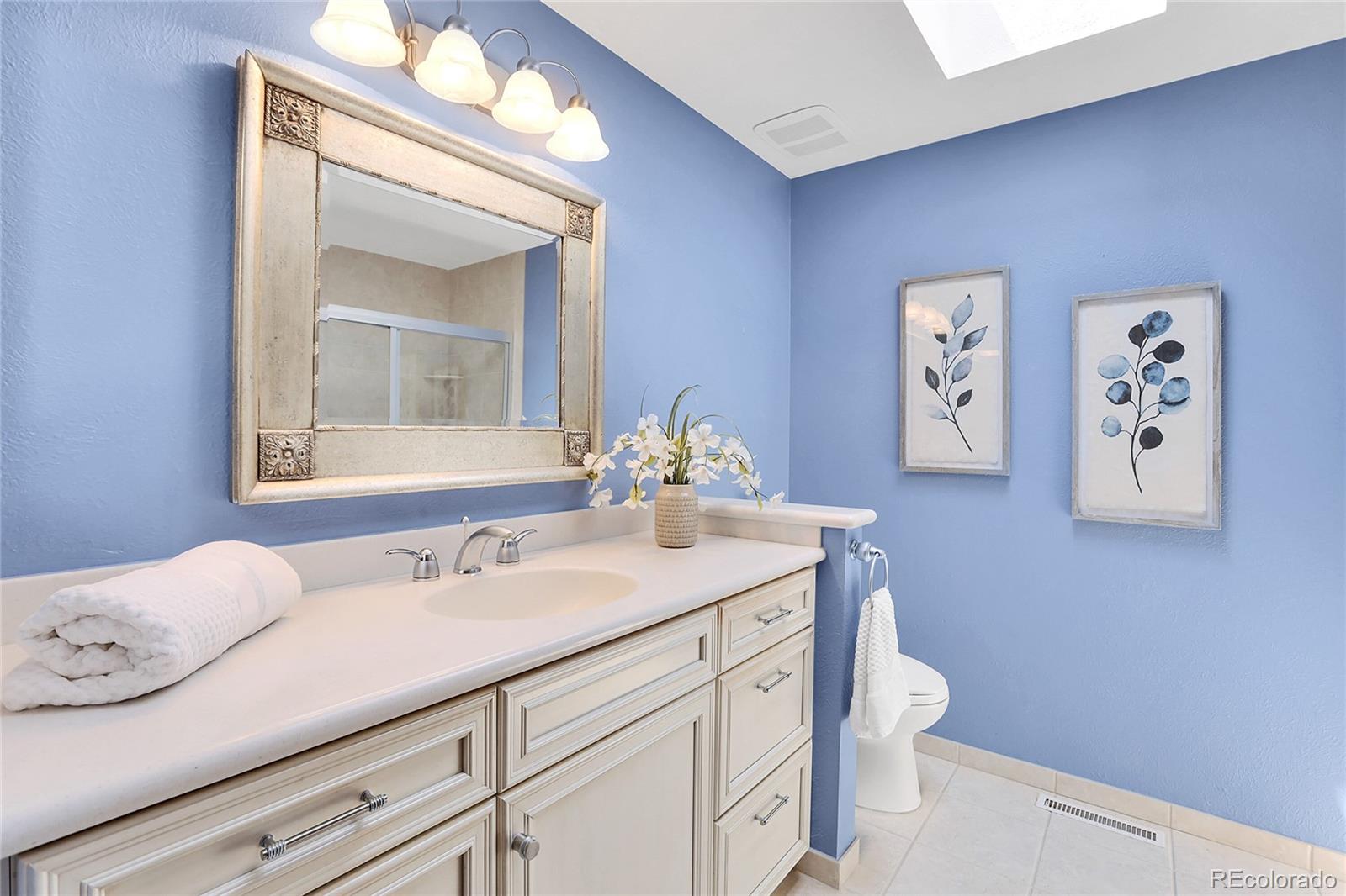 4939 E Mineral Circle