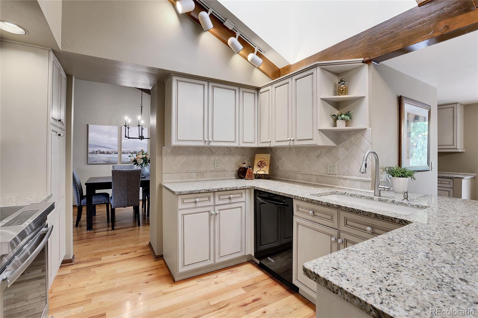 4939 E Mineral Circle