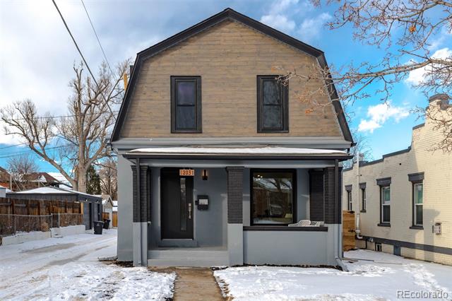 2031 W 37th Avenue