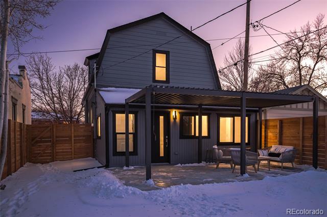 2031 W 37th Avenue