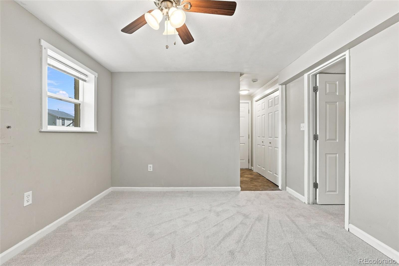 8634 W 79th Place