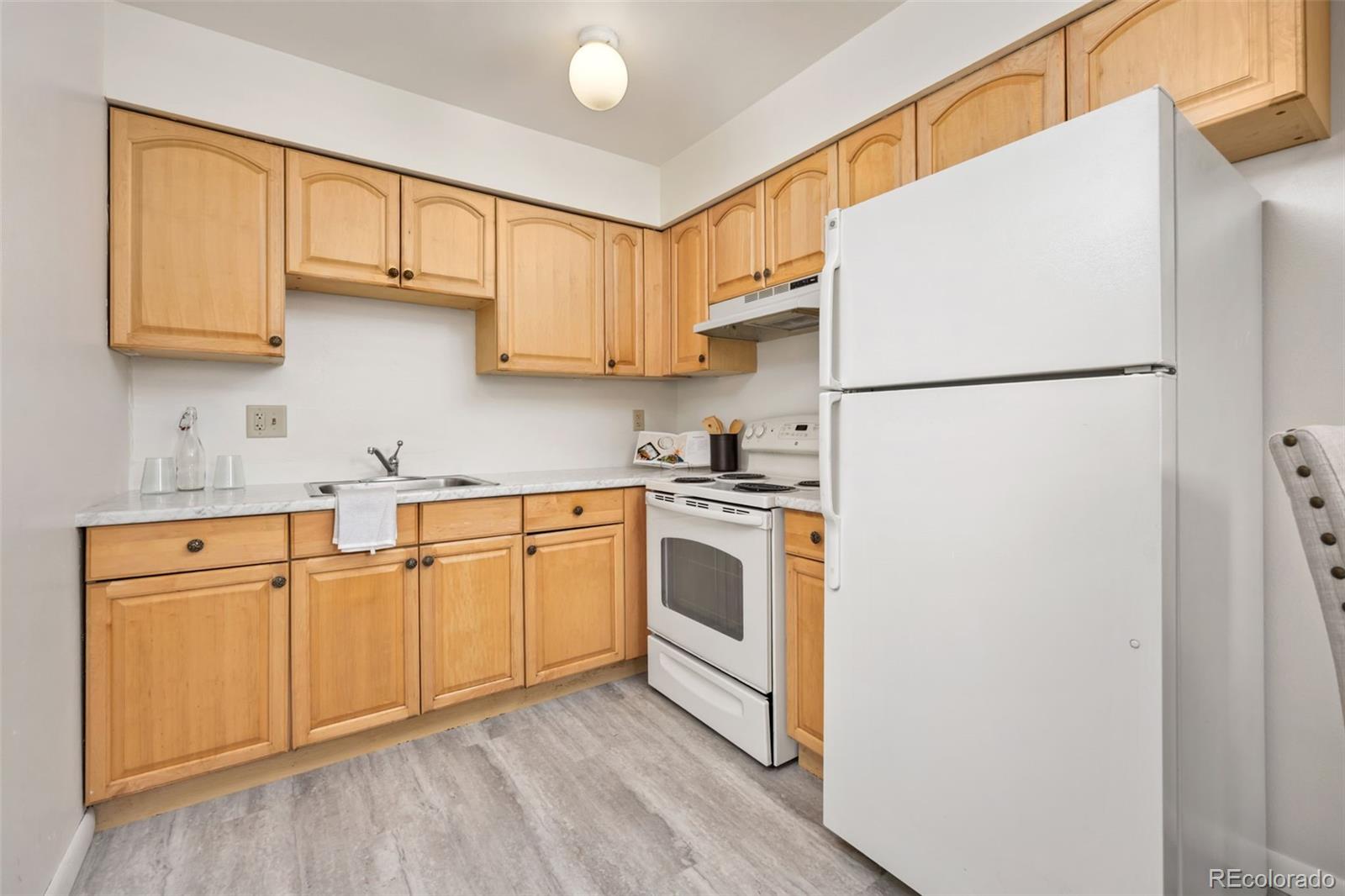 9380 W 49th Avenue Unit: 101