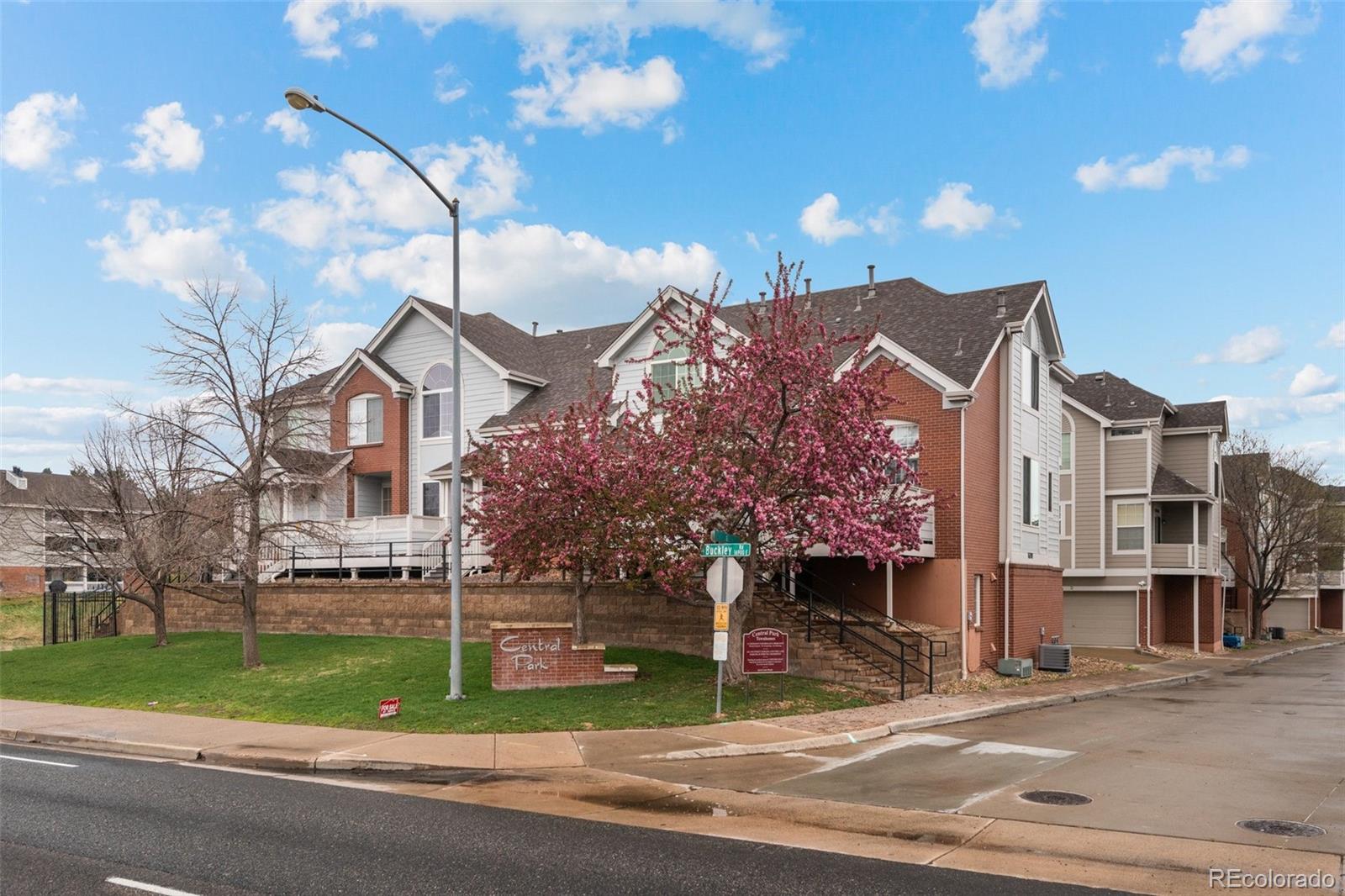 16901 E Warren Place Unit: B