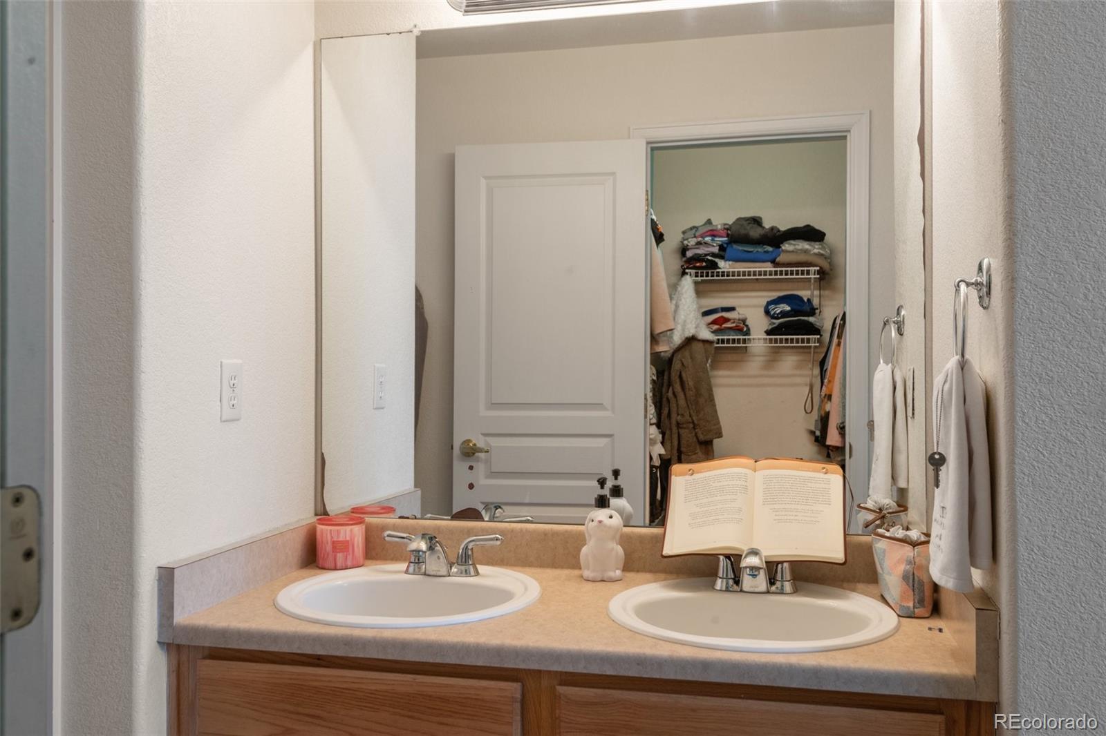 16901 E Warren Place Unit: B