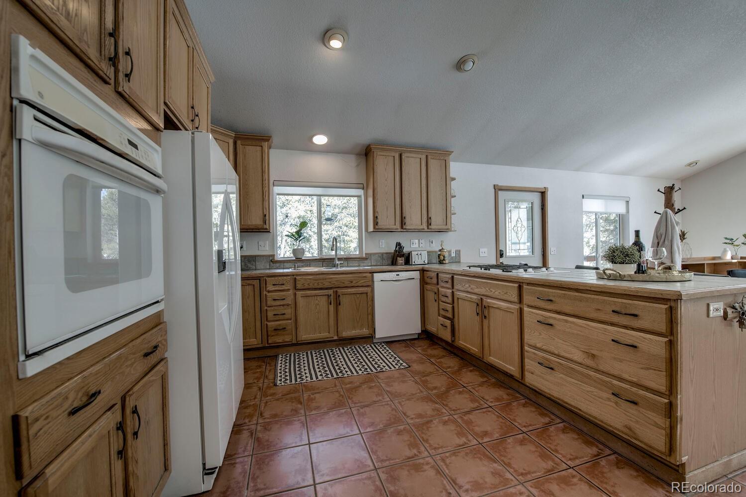154 Lakeside Drive