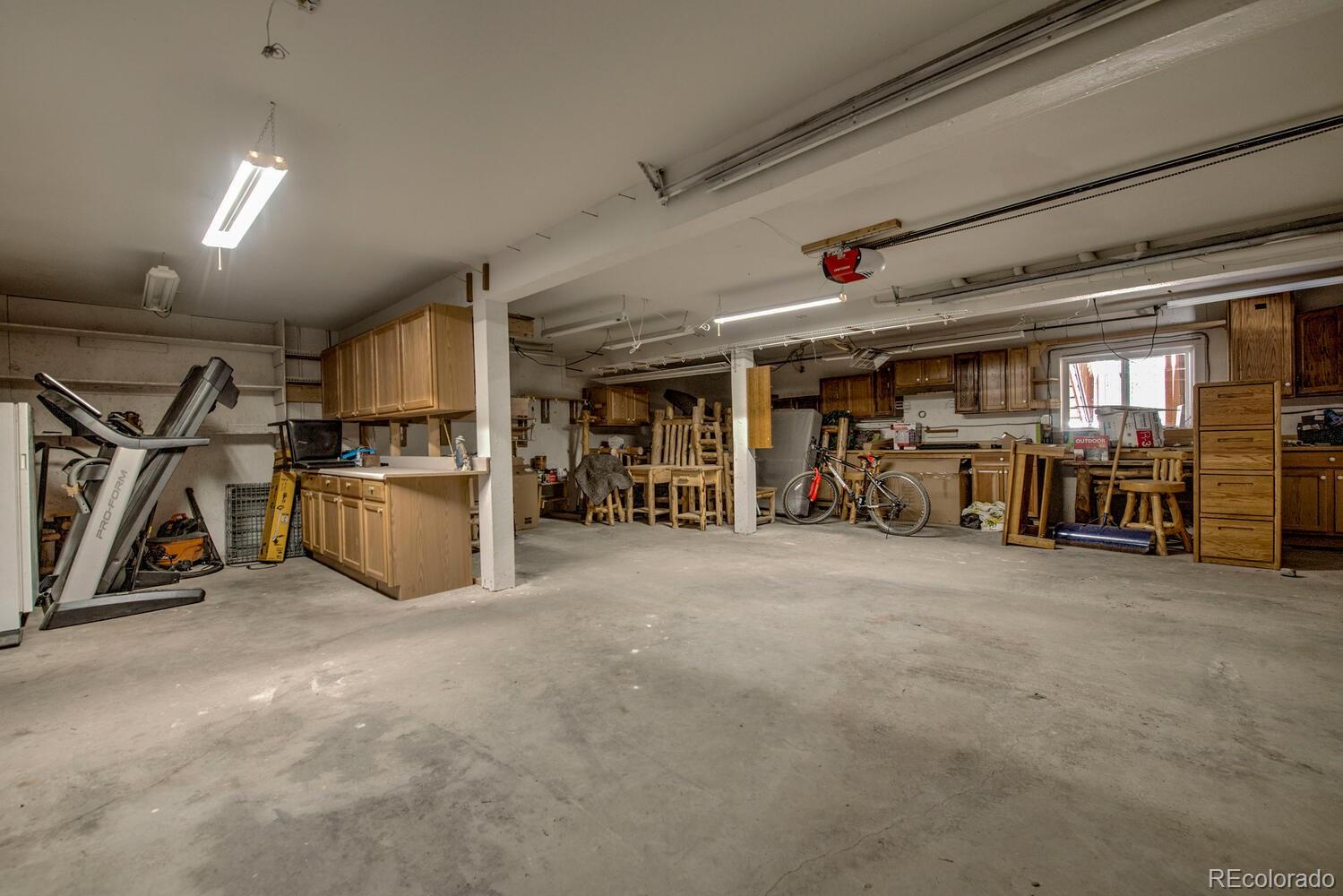 154 Lakeside Drive