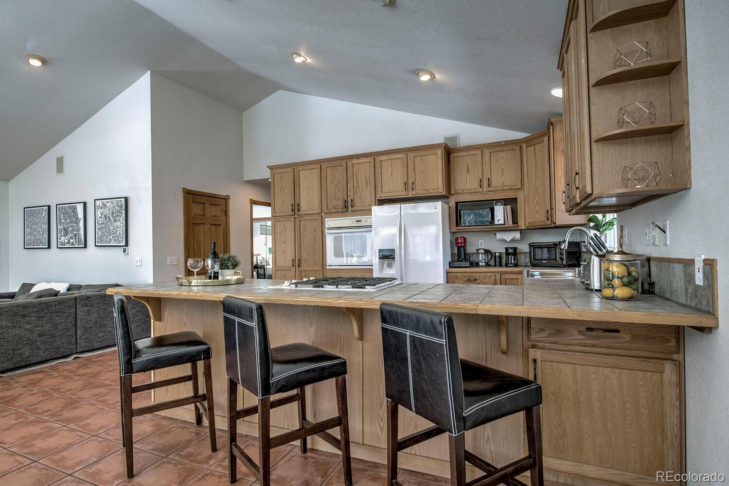 154 Lakeside Drive
