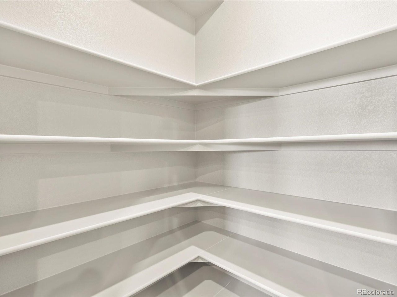 1594 Riverplace Dr 3