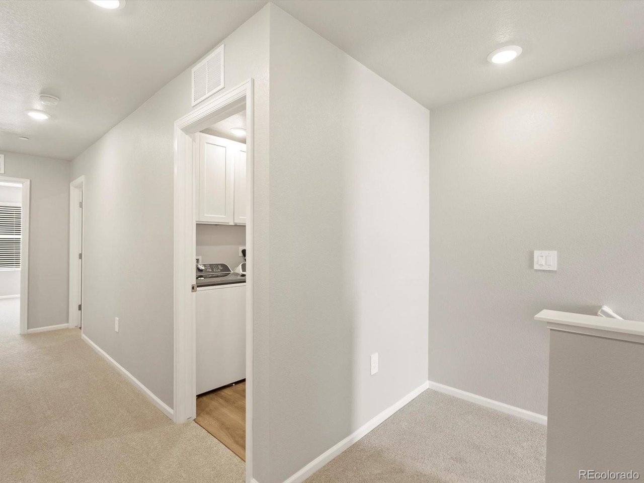 1594 Riverplace Dr 3