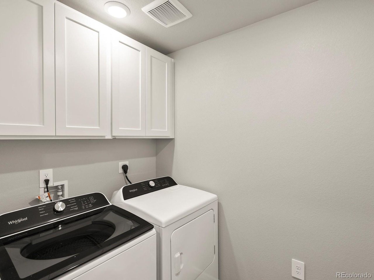 1594 Riverplace Dr 3