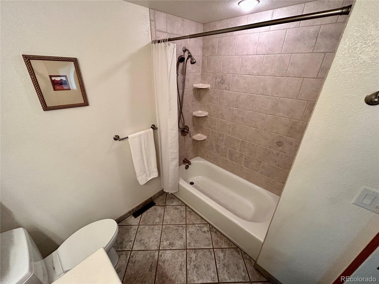 7847 Everett Way
