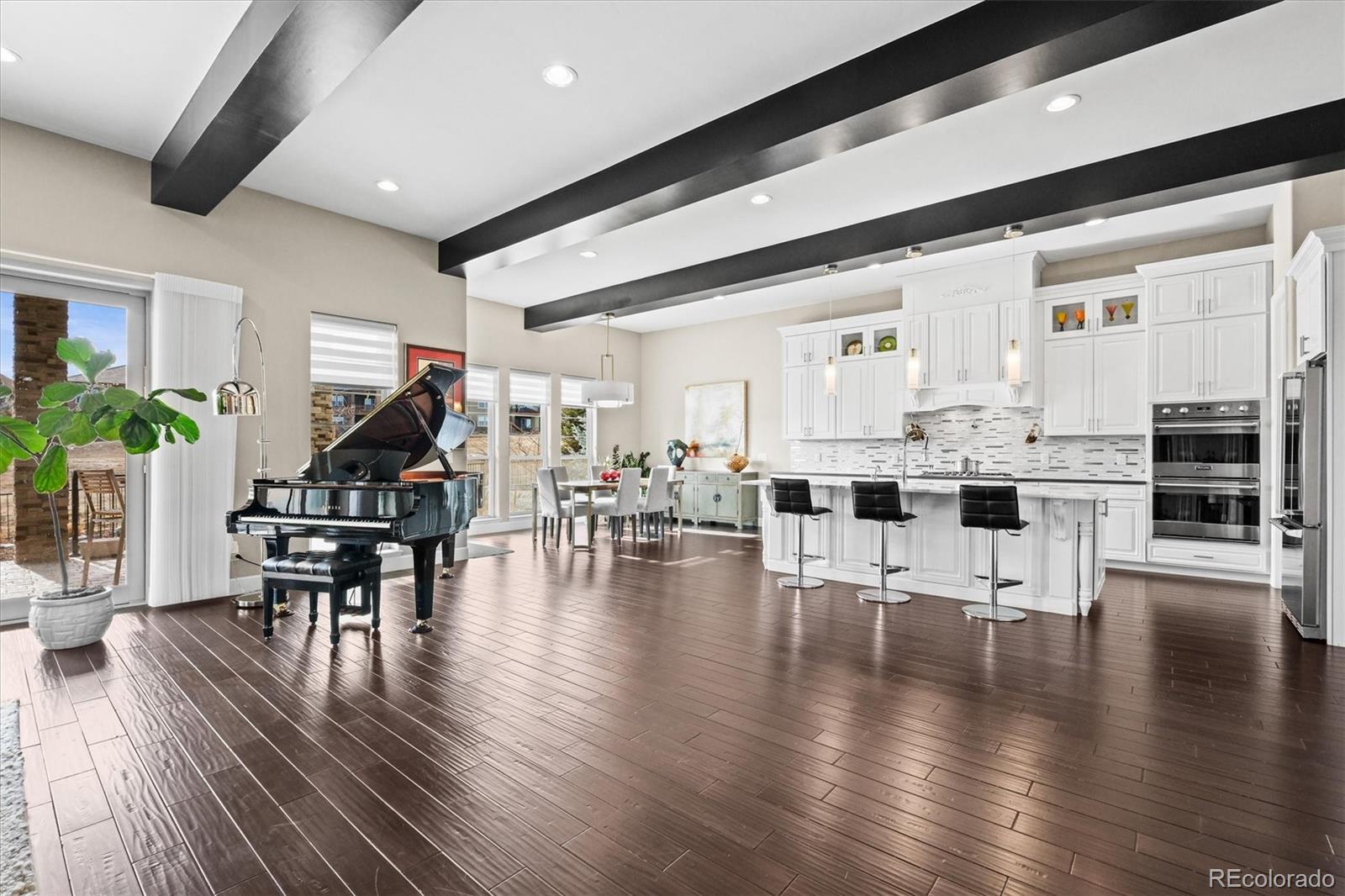 8007 S Valleyhead Way