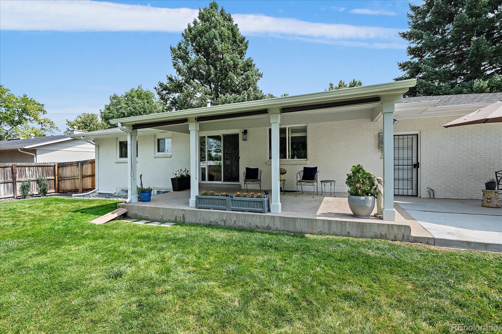 8244 E Kenyon Drive