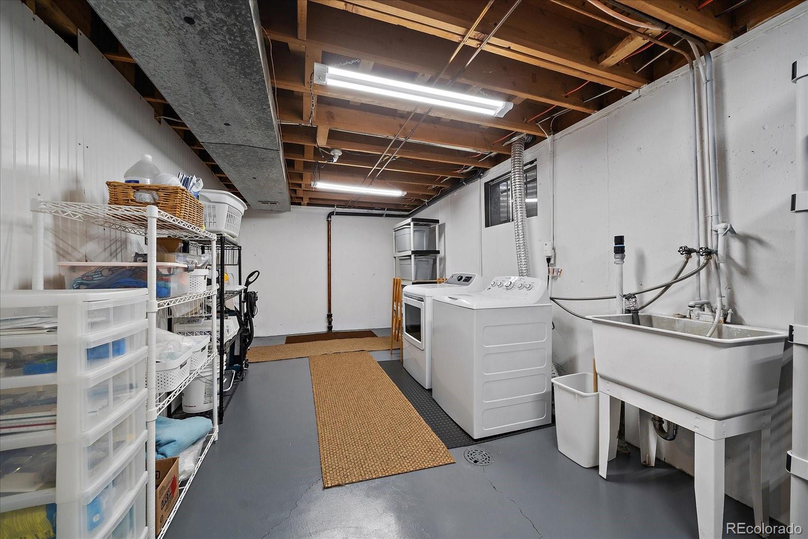 8244 E Kenyon Drive