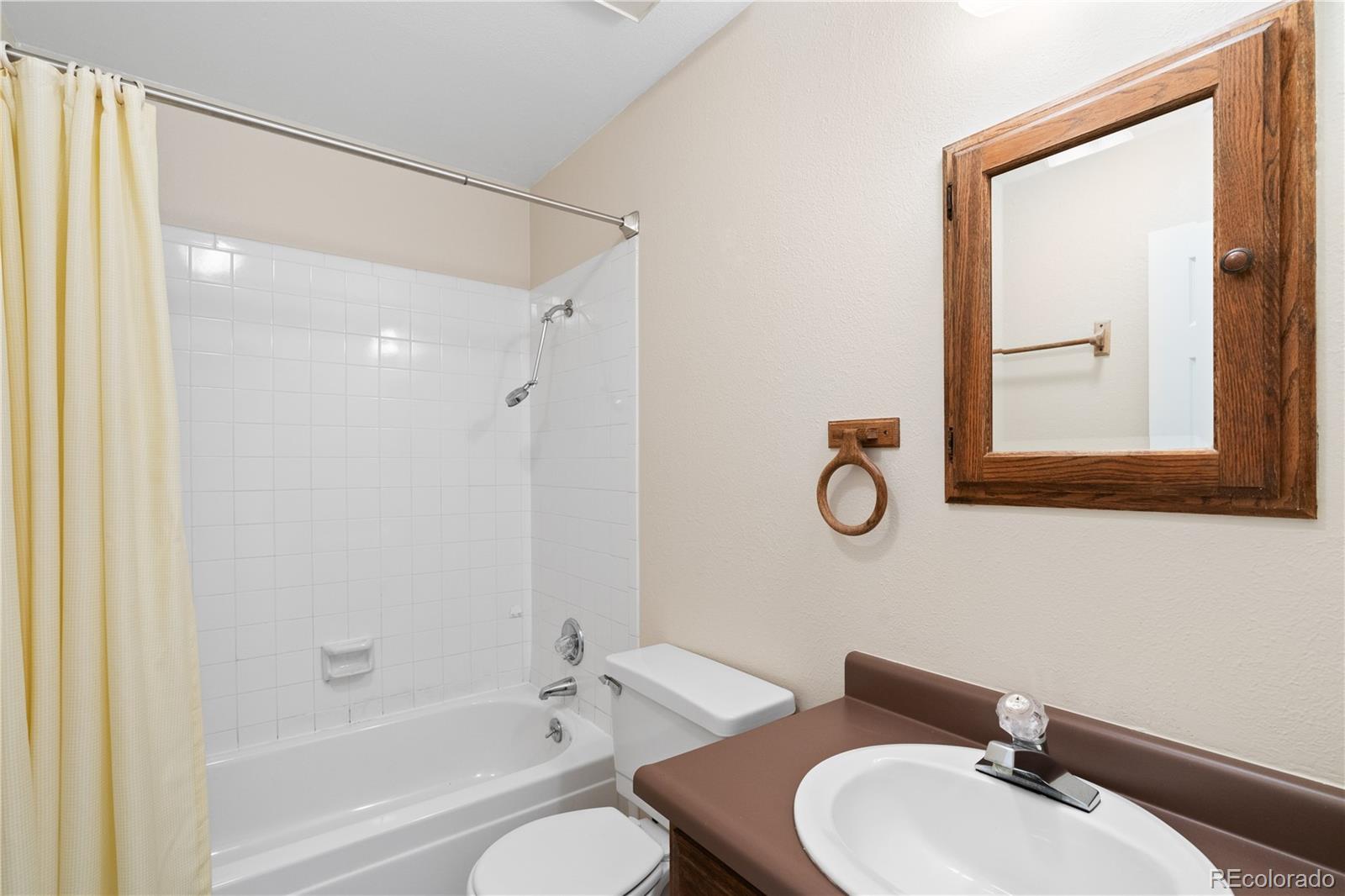 7900 W Layton Avenue Unit: 836