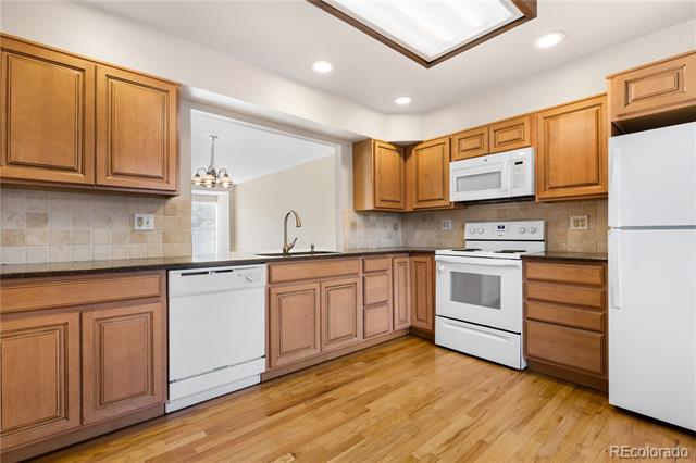 7900 W Layton Avenue Unit: 836