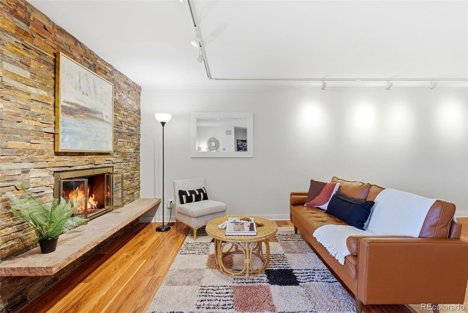 2 Adams Street Unit: 105