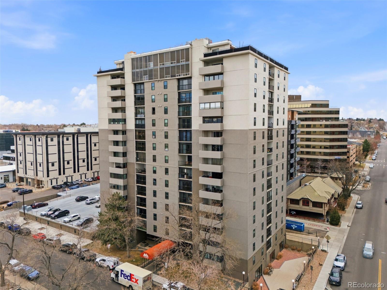 2 Adams Street Unit: 105