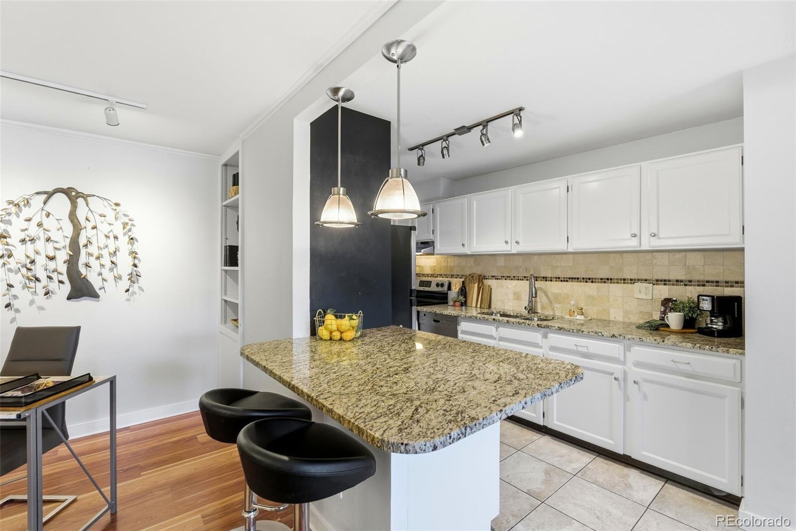 2 Adams Street Unit: 105