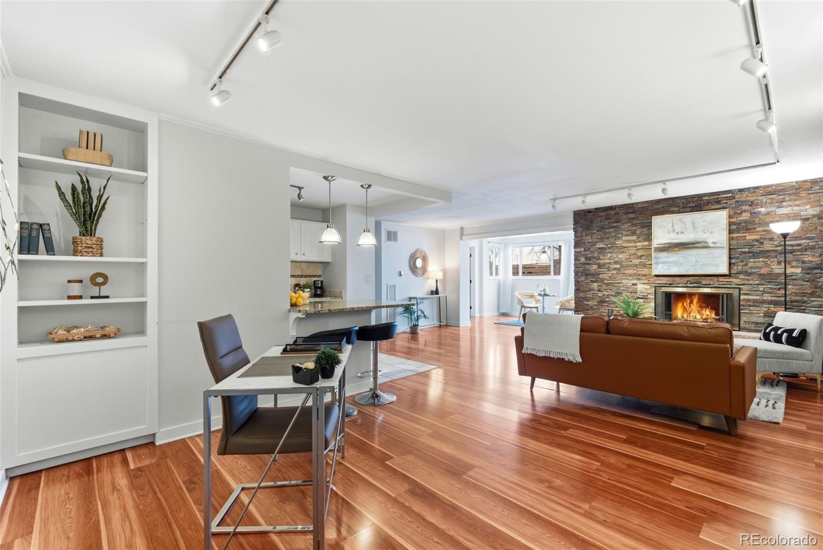 2 Adams Street Unit: 105