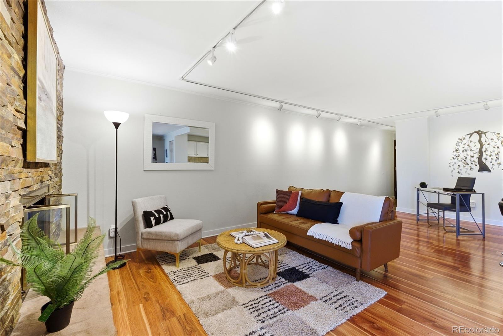 2 Adams Street Unit: 105