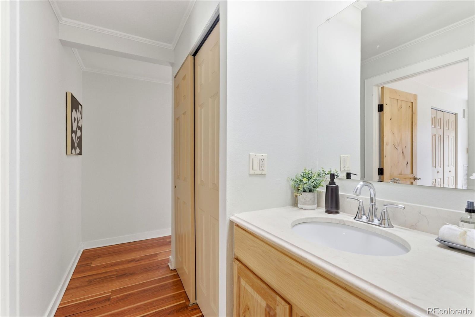 2 Adams Street Unit: 105