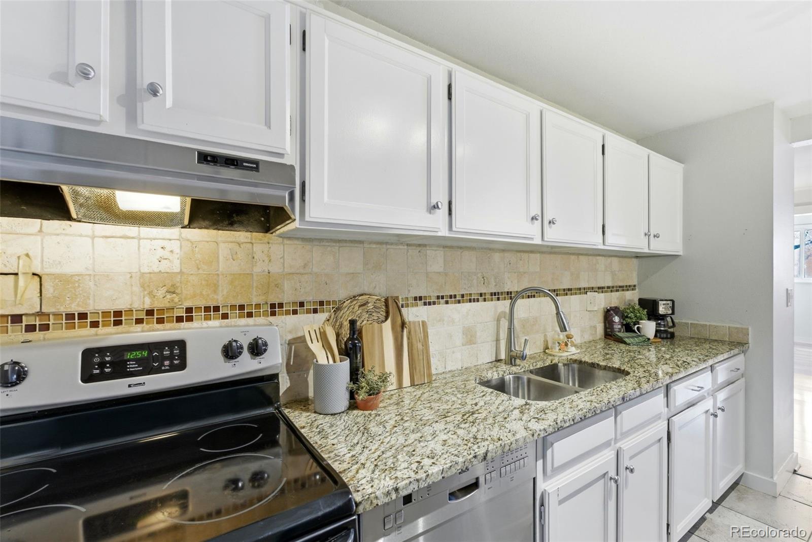 2 Adams Street Unit: 105