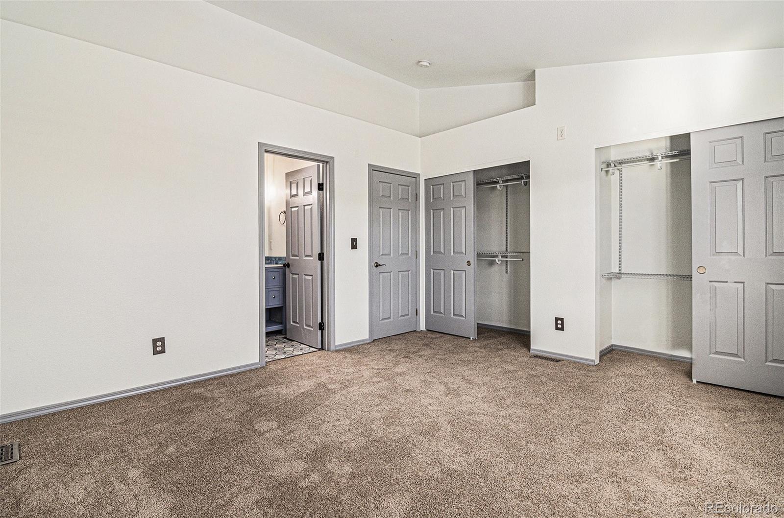 19283 E Idaho Drive Unit: 104