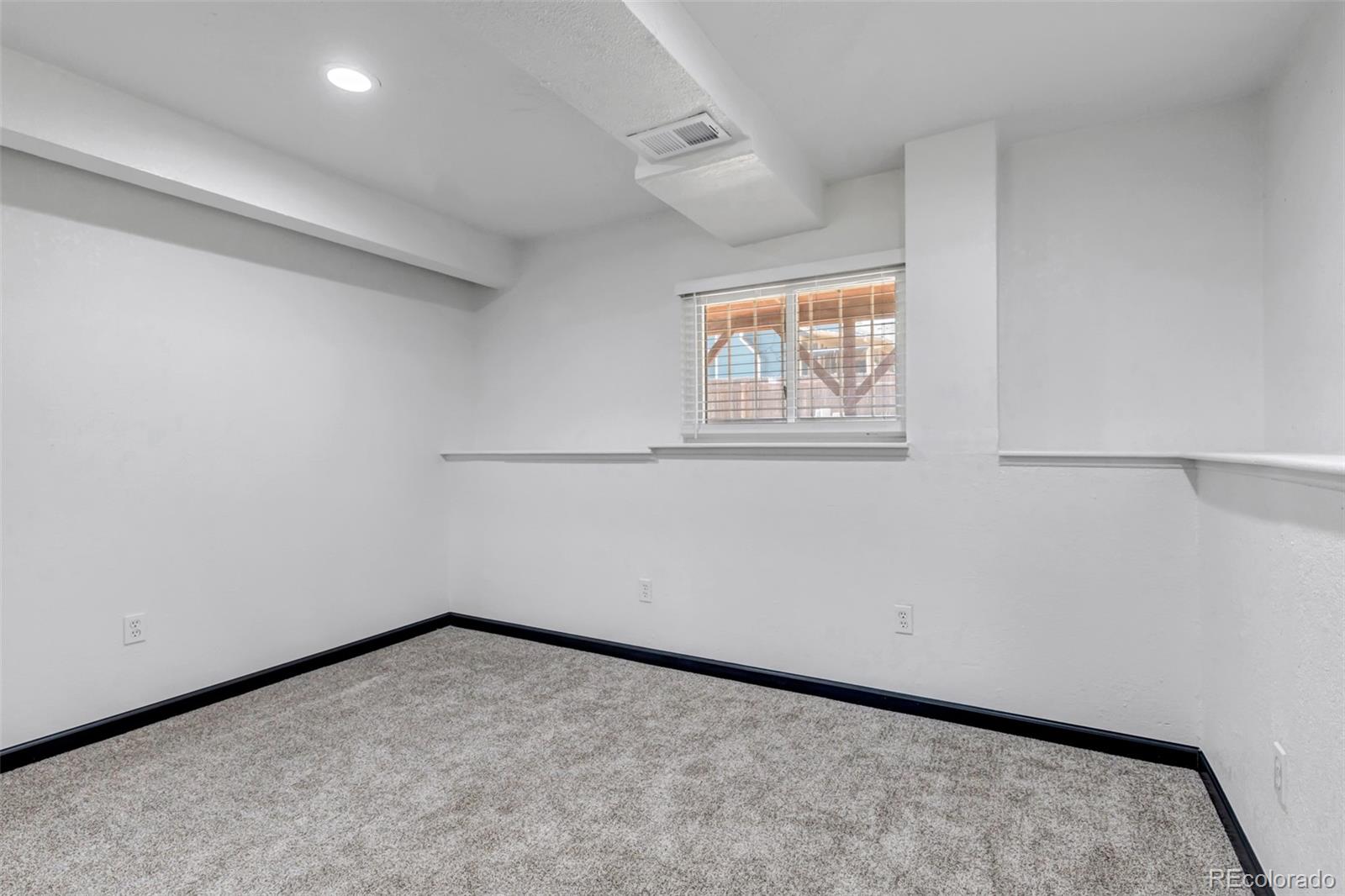 1407 S Cathay Street