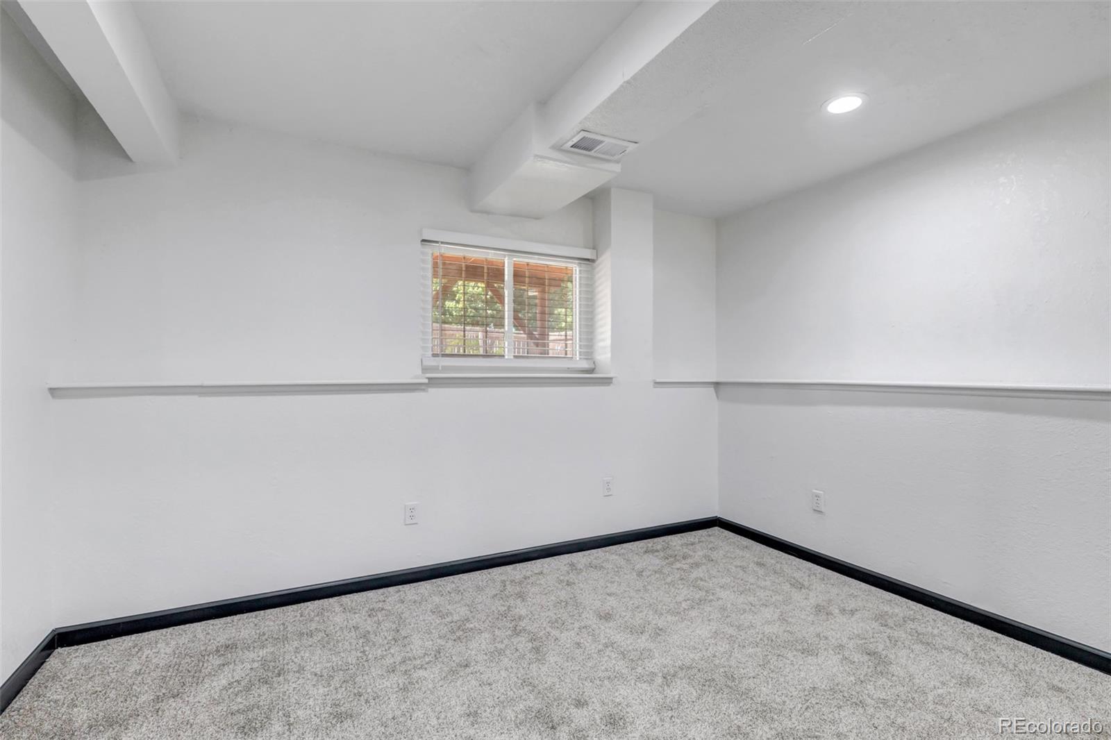 1407 S Cathay Street