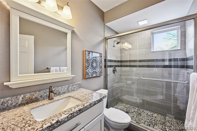 1011 S Valentia Street Unit: 43