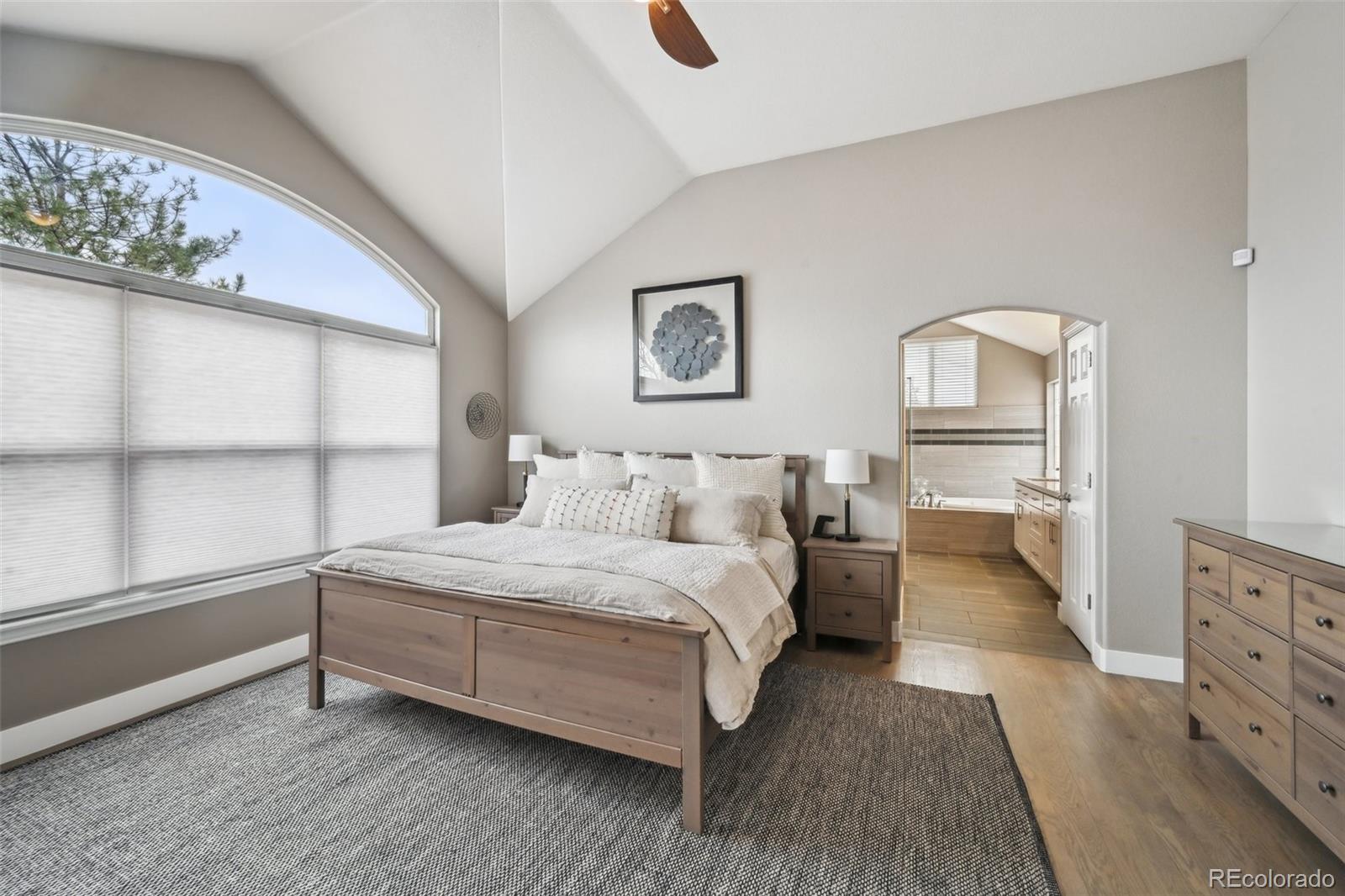 1011 S Valentia Street Unit: 43