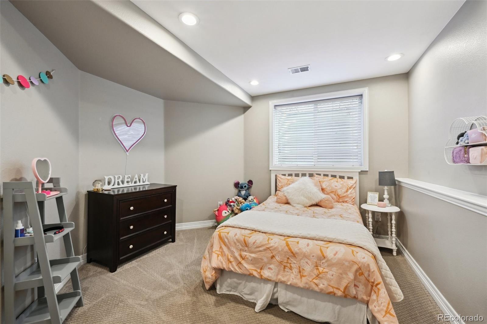 1011 S Valentia Street Unit: 43