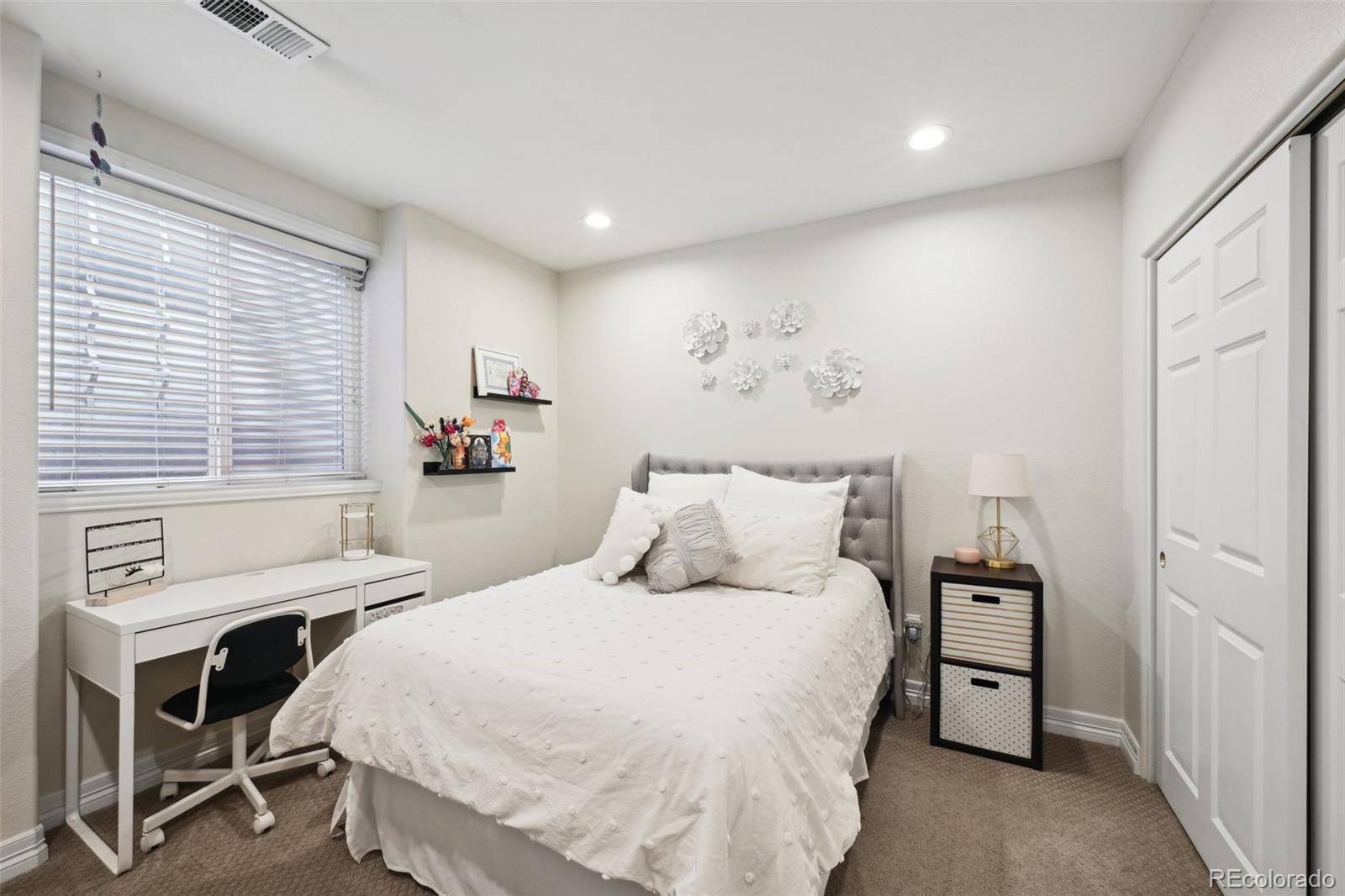 1011 S Valentia Street Unit: 43