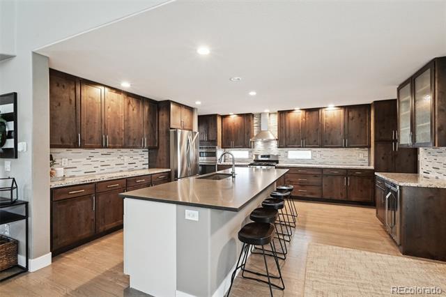 1011 S Valentia Street Unit: 43