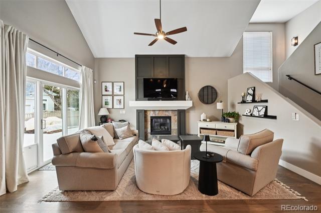 1011 S Valentia Street Unit: 43