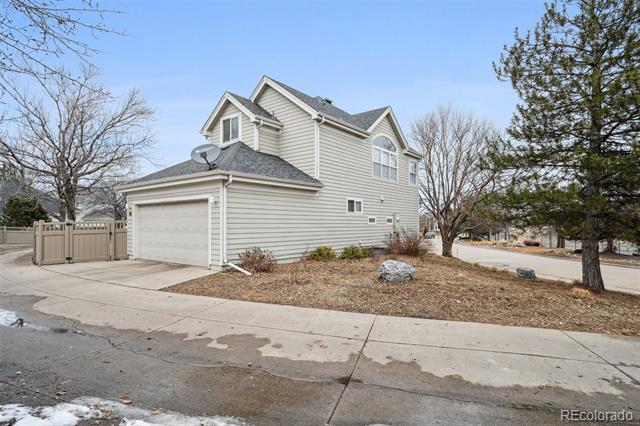 1011 S Valentia Street Unit: 43